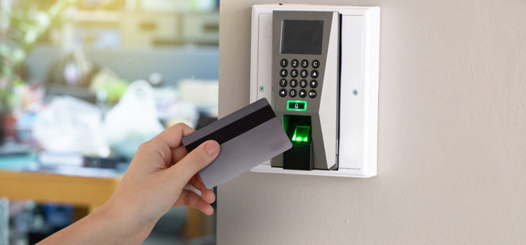 key card entry system San Lorenzo